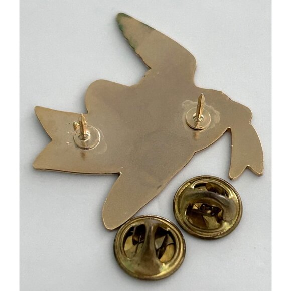 Vintage Odyssey of the Mind Seagull Banner North Carolina NC OM Pin - Picture 3 of 3